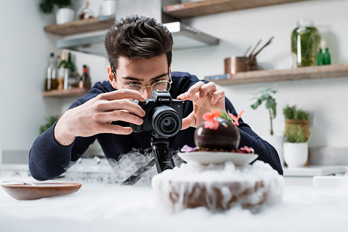 Matt Adlard with the Canon EOS M50 Mark II